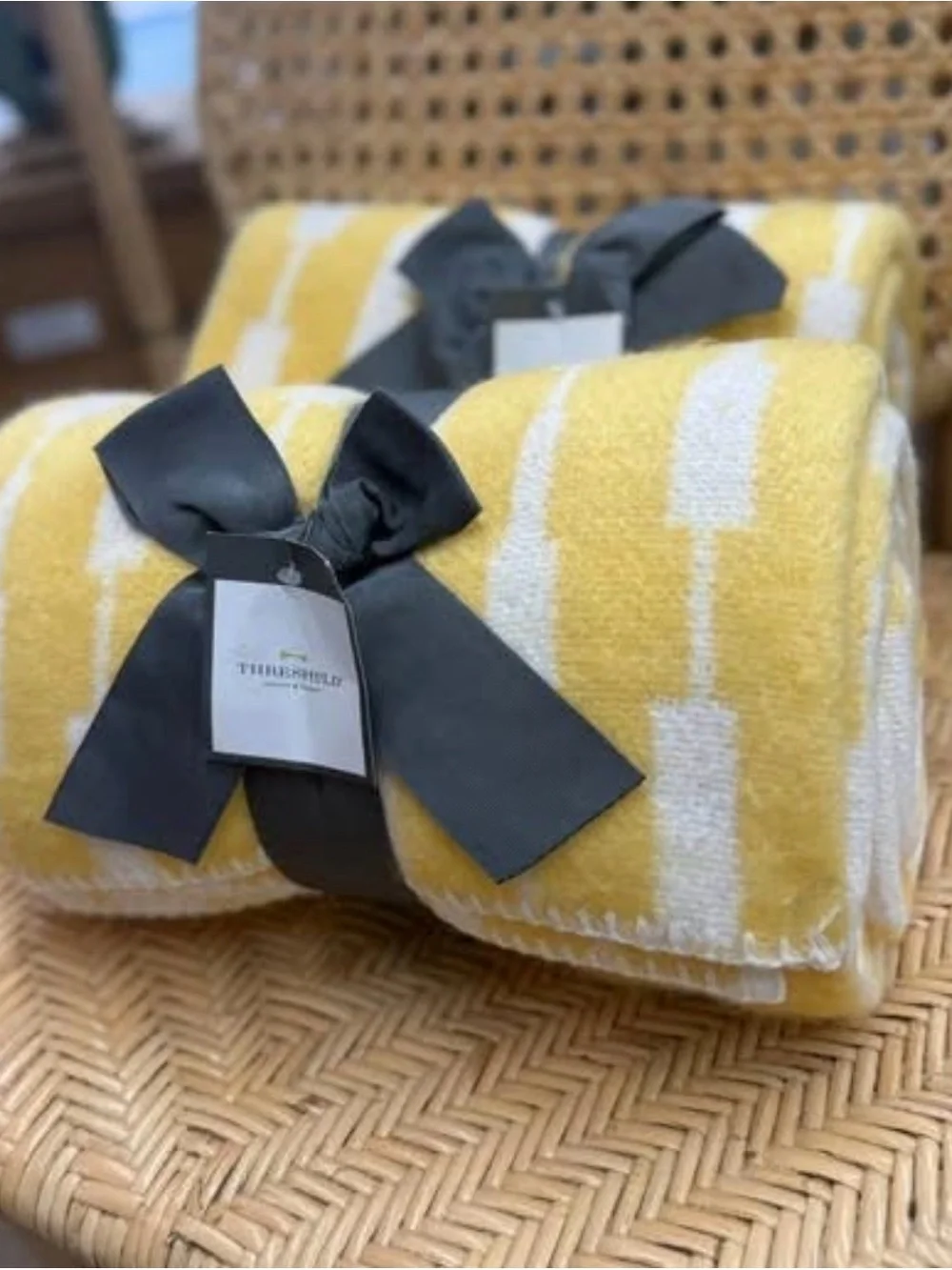 Threshold 50”x60” Yellow and White throw blanket